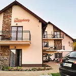 Apartment Barackvirag Apartmanhaz