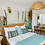 Barackvirag Apartmanhaz * Tihany