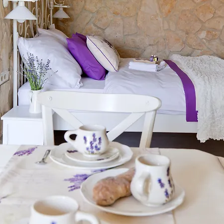 شقة Barackvirag Apartmanhaz *