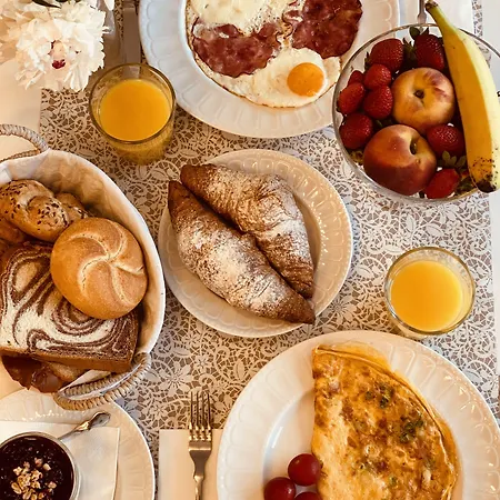 شقة Barackvirag Apartmanhaz