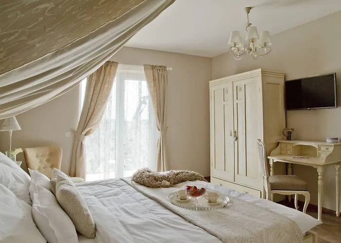 Barackvirag Apartmanhaz 公寓 *