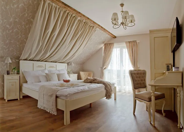 Apartament Barackvirag Apartmanhaz